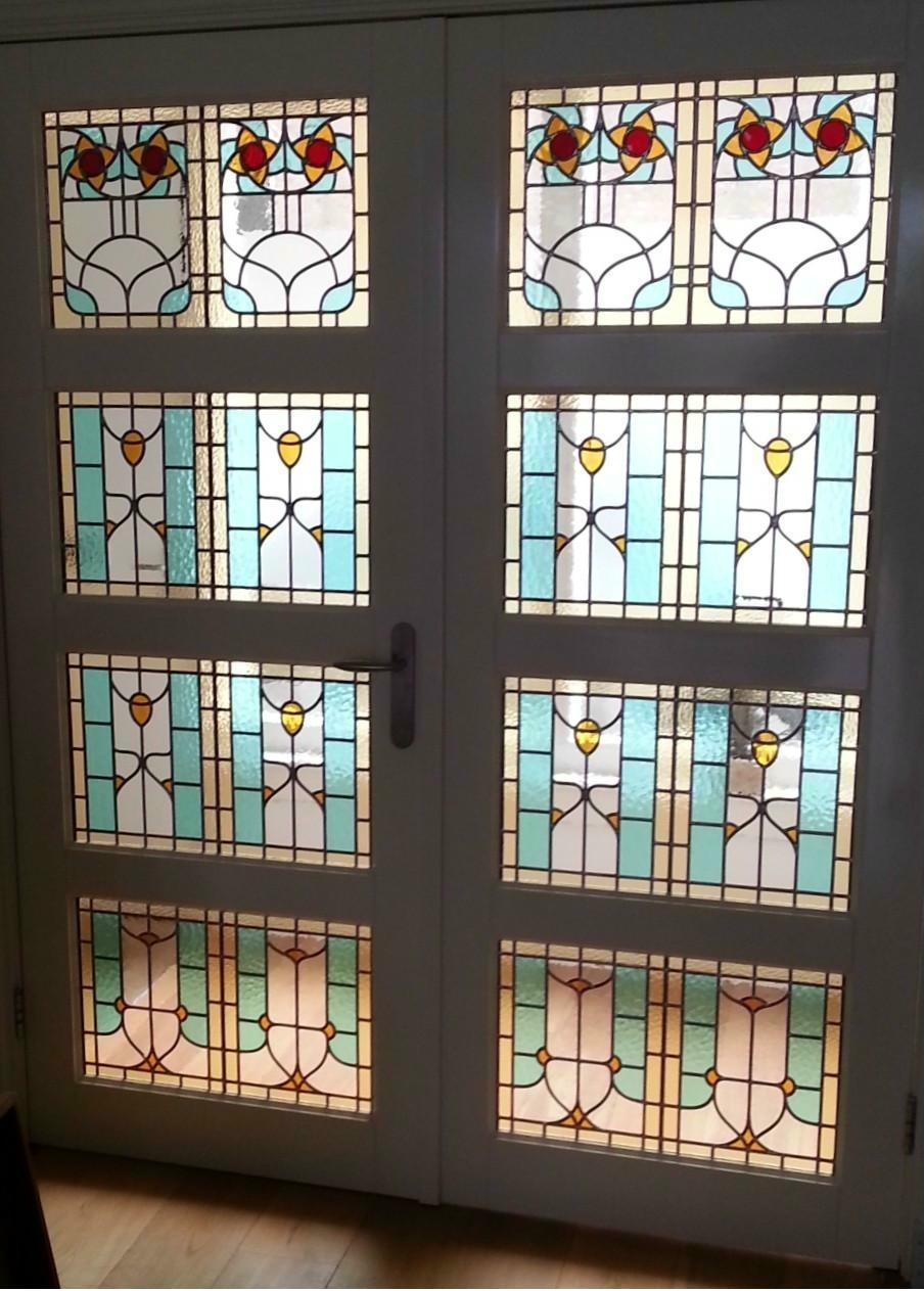 Porte ensuite con vetrate artistiche